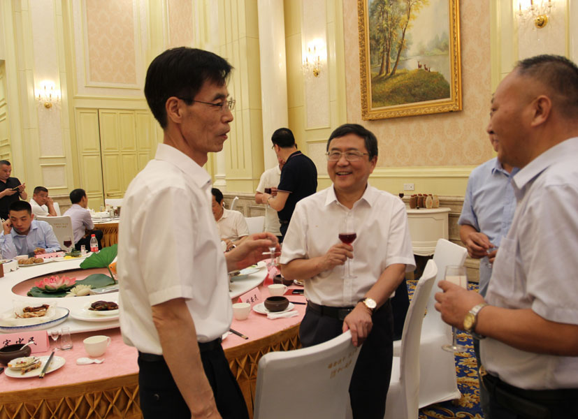 楊安民從業(yè)卅五周年系列報(bào)道--“璀璨卅五年，榮耀共分享”紀(jì)念晚宴